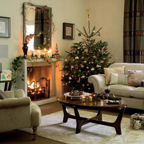 Modern-Decorating-Ideas-for-Christmas-Tree-4-500x500